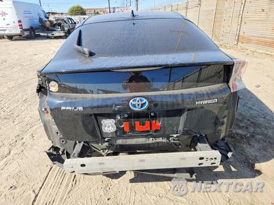 Zdjęcie 6 z 14 samochodu: 2016 TOYOTA PRIUS THREE VIN:JTDKARFU5G3028583 - miniatura