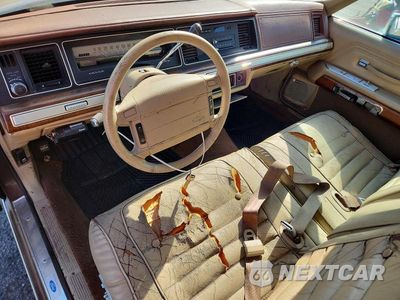 Zdjęcie 8 z 12 samochodu: 1991 FORD CROWN VICTORIA COUNTRY SQUIRE LX VIN:2FACP79FXMX149215 - miniatura
