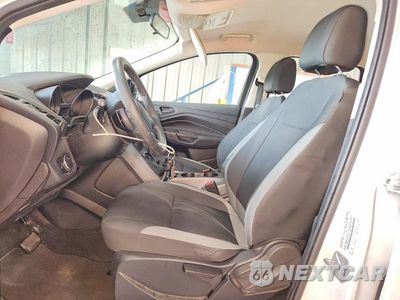 Zdjęcie 7 z 14 samochodu: 2016 FORD ESCAPE S VIN:1FMCU0F73GUA73058 - miniatura