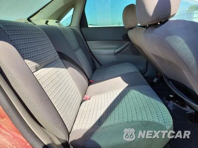 Zdjęcie 10 z 12 samochodu: 2005 FORD FOCUS ZX4 VIN:1FAFP34N15W207083 - miniatura