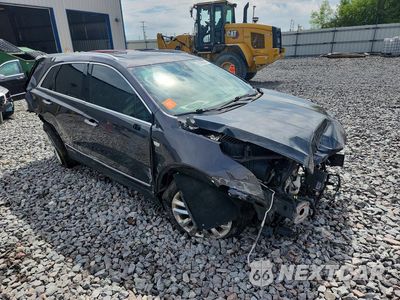 Czwarte zdjęcie samochodu z boku: 2017 CADILLAC XT5 PLATINUM VIN:1GYKNFRS4HZ227159 - miniatura