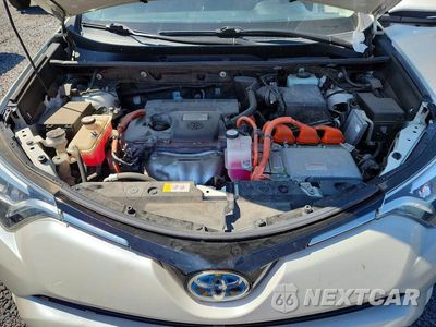 Zdjęcie 12 z 13 samochodu: 2017 TOYT RAV4 HV LI VIN:JTMDJREV6HD086376 - miniatura