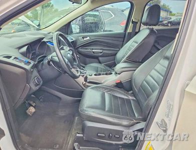 Zdjęcie 7 z 12 samochodu: 2014 FORD ESCAPE SE VIN:1FMCU0GX4EUC67321 - miniatura