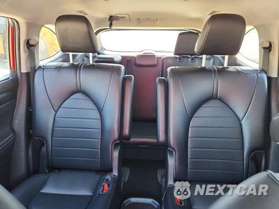 Zdjęcie 10 z 13 samochodu: 2022 TOYOTA HIGHLANDER XLE VIN:5TDGZRAH8NS093481 - miniatura
