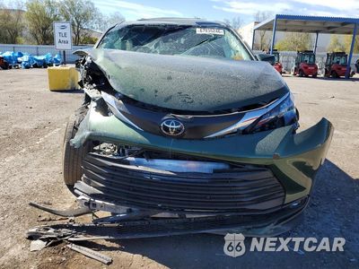 Piąte zdjęcie samochodu w środku: 2026 TOYOTA SIENNA XLE 7-PASSENGER VIN:5TDYRKEC3TS300916 - miniatura