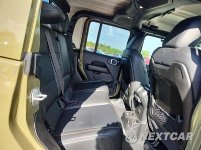 Zdjęcie 10 z 13 samochodu: 2025 JEEP GLADIATOR SPORT VIN:1C6PJTAG2SL544405 - miniatura