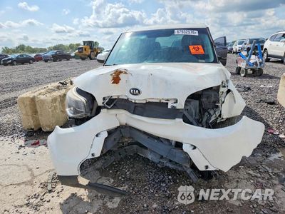 Piąte zdjęcie samochodu w środku: 2016 KIA SOUL BASE VIN:KNDJN2A24G7257911 - miniatura