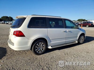 Trzecie zdjęcie samochodu z tyłu: 2012 VOLKSWAGEN ROUTAN SE VIN:2C4RVABG0CR135983 - miniatura