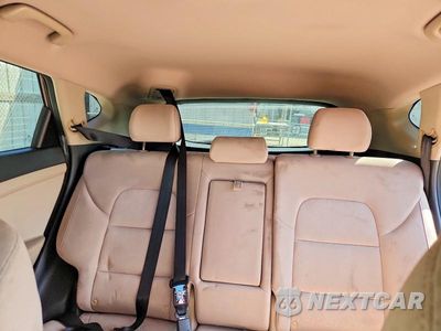 Zdjęcie 10 z 14 samochodu: 2018 HYUNDAI TUCSON SE VIN:KM8J23A47JU610162 - miniatura