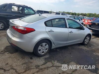 Trzecie zdjęcie samochodu z tyłu: 2014 KIA FORTE LX VIN:KNAFK4A66E5144318 - miniatura