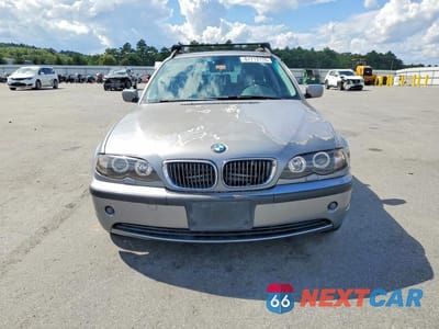 Piąte zdjęcie samochodu w środku: 2004 BMW 3 SERIES VIN:WBAEP334X4PE91868 - miniatura