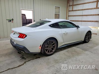 Trzecie zdjęcie samochodu z tyłu: 2026 FORD MUSTANG VIN:1FA6P8THXT5108337 - miniatura