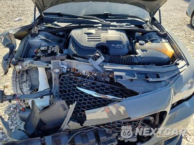 Zdjęcie 11 z 12 samochodu: 2017 CHRYSLER 300 S VIN:2C3CCABG8HH541684 - miniatura