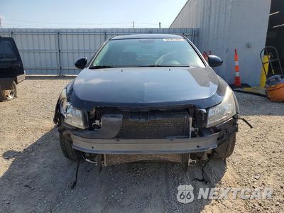 Piąte zdjęcie samochodu w środku: 2016 CHEVROLET CRUZE LIMITED LT VIN:1G1PE5SB4G7135956 - miniatura