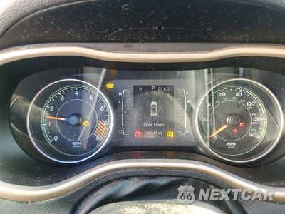 Zdjęcie 9 z 13 samochodu: 2015 JEEP CHEROKEE LATITUDE VIN:1C4PJMCS2FW756192 - miniatura