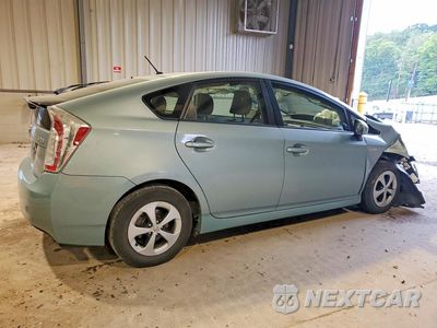 Trzecie zdjęcie samochodu z tyłu: 2014 TOYOTA PRIUS TWO VIN:JTDKN3DU9E1796211 - miniatura