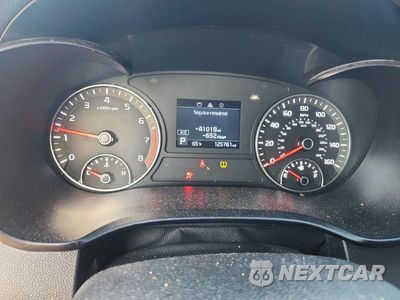 Zdjęcie 9 z 12 samochodu: 2020 KIA OPTIMA LX VIN:5XXGT4L34LG436842 - miniatura