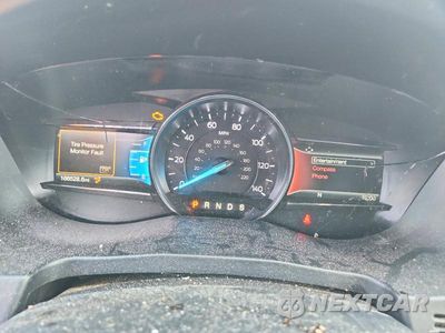 Zdjęcie 9 z 13 samochodu: 2019 FORD EXPLORER XLT VIN:1FM5K7D89KGB38098 - miniatura