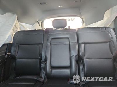 Zdjęcie 10 z 13 samochodu: 2021 FORD EXPLORER XLT VIN:1FMSK7DH0MGA49073 - miniatura