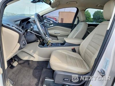 Zdjęcie 7 z 13 samochodu: 2019 FORD ESCAPE TITANIUM VIN:1FMCU9J97KUA60982 - miniatura