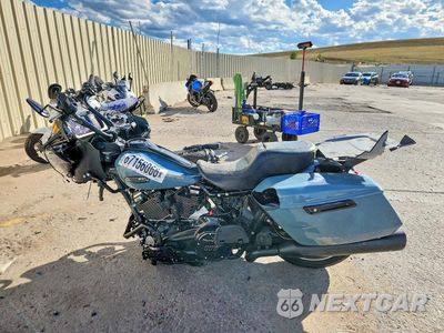 Trzecie zdjęcie samochodu z tyłu: 2024 HARLEY-DAVIDSON FLTRX VIN:1HD1KH716RB620539 - miniatura