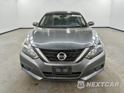 Piąte zdjęcie samochodu w środku: 2017 NISSAN ALTIMA 2.5 SR VIN:1N4AL3AP6HC266521 - miniatura