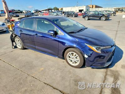 Czwarte zdjęcie samochodu z boku: 2022 TOYOTA COROLLA LE VIN:JTDEAMDE3NJ036394 - miniatura