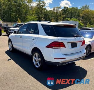 Trzecie zdjęcie samochodu z tyłu: 2016 MERCEDES-BENZ GLE 350 4MATIC VIN:4JGDA5HB0GA766568 - miniatura