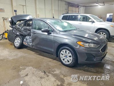 Czwarte zdjęcie samochodu z boku: 2020 FORD FUSION S VIN:3FA6P0G78LR122043 - miniatura