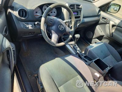 Zdjęcie 8 z 13 samochodu: 2004 TOYOTA RAV4 BASE VIN:JTEGD20VX40020719 - miniatura
