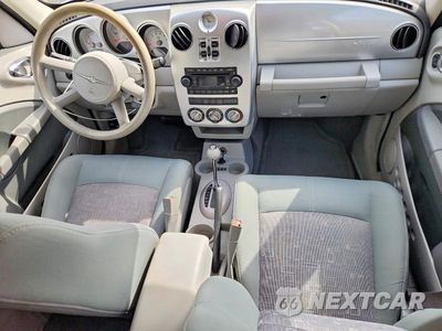 Zdjęcie 8 z 12 samochodu: 2006 CHRYSLER PT CRUISER TOURING VIN:3A4FY58B86T213922 - miniatura