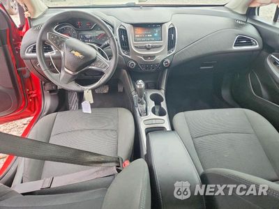 Zdjęcie 8 z 12 samochodu: 2018 CHEVROLET CRUZE LT VIN:1G1BE5SMXJ7131011 - miniatura