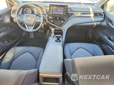 Zdjęcie 8 z 12 samochodu: 2022 TOYOTA CAMRY LE VIN:4T1C11AK3NU028886 - miniatura