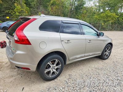 Trzecie zdjęcie samochodu z tyłu: 2015 VOLVO XC60 T6 PREMIER+ VIN:YV4902RC0F2580036 - miniatura