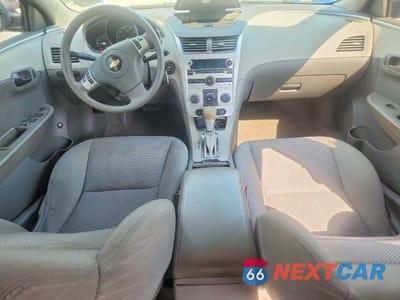 Zdjęcie 8 z 12 samochodu: 2011 CHEVROLET MALIBU LS VIN:1G1ZB5E10BF397489 - miniatura