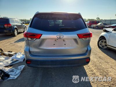 Zdjęcie 6 z 13 samochodu: 2019 TOYOTA HIGHLANDER LE VIN:5TDBZRFH3KS964429 - miniatura