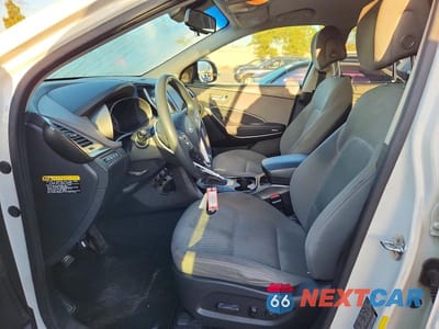 Zdjęcie 7 z 14 samochodu: 2018 HYUNDAI SANTA FE SE VIN:KM8SM4HF4JU258279 - miniatura