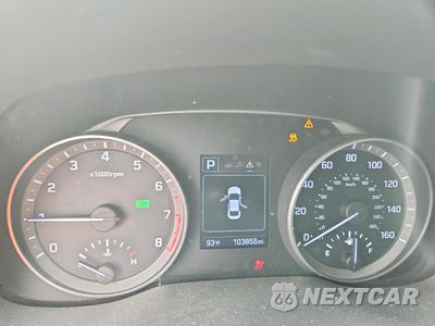 Zdjęcie 9 z 12 samochodu: 2018 HYUNDAI ELANTRA SEL VIN:5NPD84LF3JH313517 - miniatura