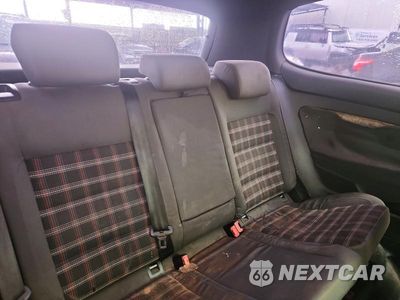 Zdjęcie 10 z 12 samochodu: 2008 VOLKSWAGEN GTI VIN:WVWEV71KX8W037078 - miniatura