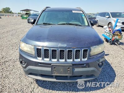 Piąte zdjęcie samochodu w środku: 2014 JEEP COMPASS SPORT VIN:1C4NJDBB5ED731077 - miniatura