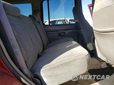 Zdjęcie 11 z 13 samochodu: 1997 FORD EXPLORER VIN:1FMDU35P3VZB98942 - miniatura