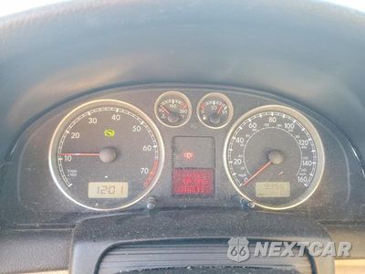 Zdjęcie 9 z 13 samochodu: 2002 VOLKSWAGEN PASSAT GLX VIN:WVWRH63B12P438312 - miniatura