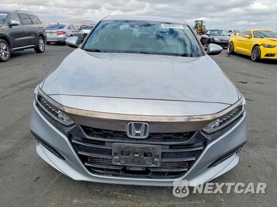 Piąte zdjęcie samochodu w środku: 2018 HONDA ACCORD SPORT VIN:1HGCV1F36JA257330 - miniatura