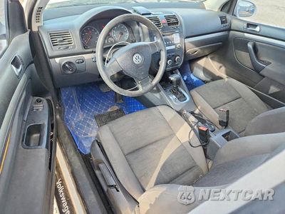 Zdjęcie 8 z 13 samochodu: 2008 VOLKSWAGEN RABBIT VIN:WVWBB71K68W337809 - miniatura