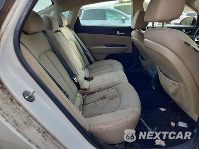 Zdjęcie 10 z 12 samochodu: 2016 KIA OPTIMA LX VIN:5XXGT4L3XGG080998 - miniatura
