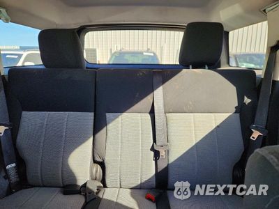 Zdjęcie 10 z 13 samochodu: 2008 DODGE NITRO SXT VIN:1D8GU28K68W247876 - miniatura
