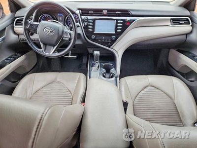 Zdjęcie 8 z 12 samochodu: 2018 TOYOTA CAMRY SE VIN:4T1B11HK2JU085785 - miniatura