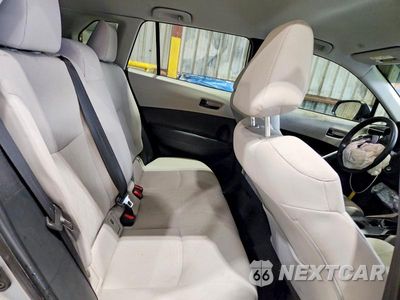Zdjęcie 11 z 14 samochodu: 2023 TOYOTA COROLLA CROSS L VIN:7MUAAAAG6PV048571 - miniatura