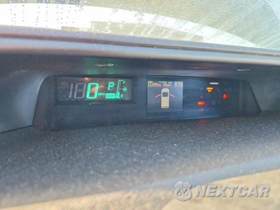 Zdjęcie 9 z 12 samochodu: 2013 TOYOTA PRIUS C ONE VIN:JTDKDTB36D1556092 - miniatura