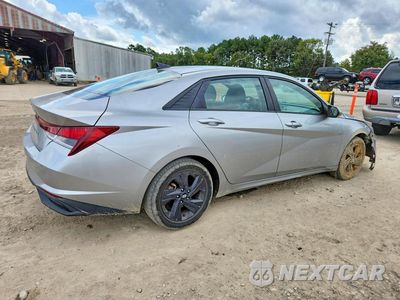 Trzecie zdjęcie samochodu z tyłu: 2021 HYUNDAI ELANTRA SEL VIN:5NPLM4AG4MH051157 - miniatura